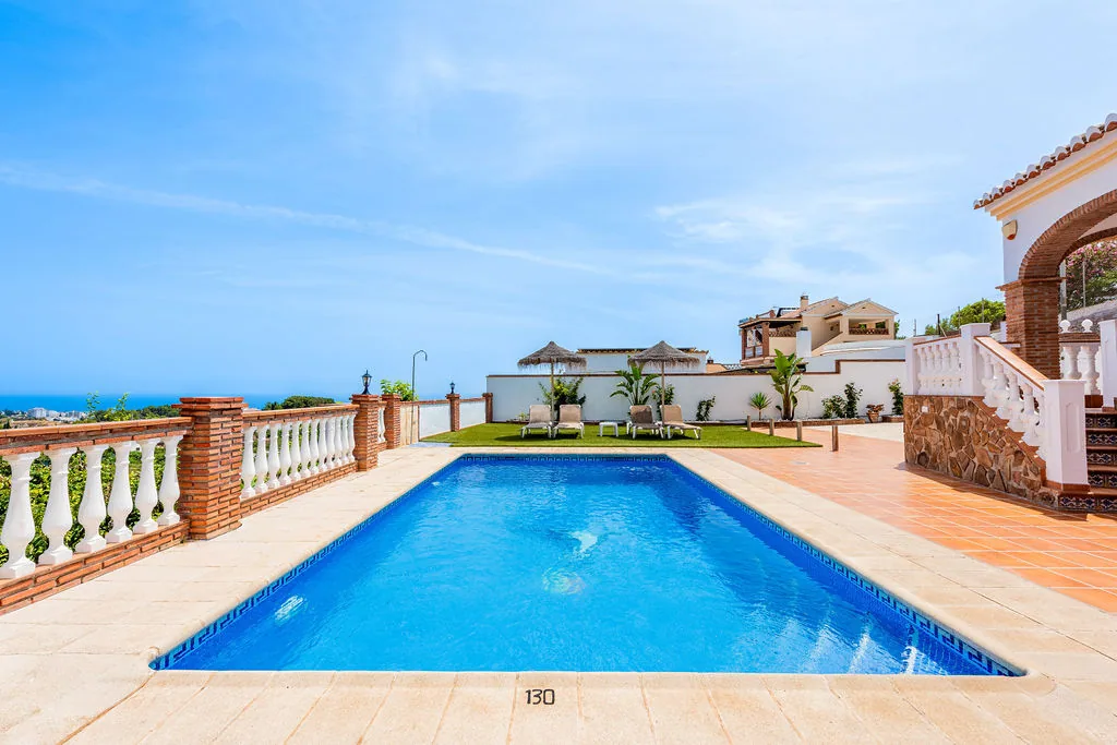 Piscina de Villa 3 Olivos